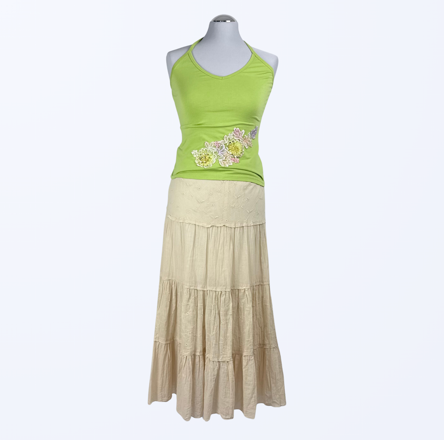 Neckholder Top Blumenstickerei Pailletten grün Teos Vintage Onlineshop