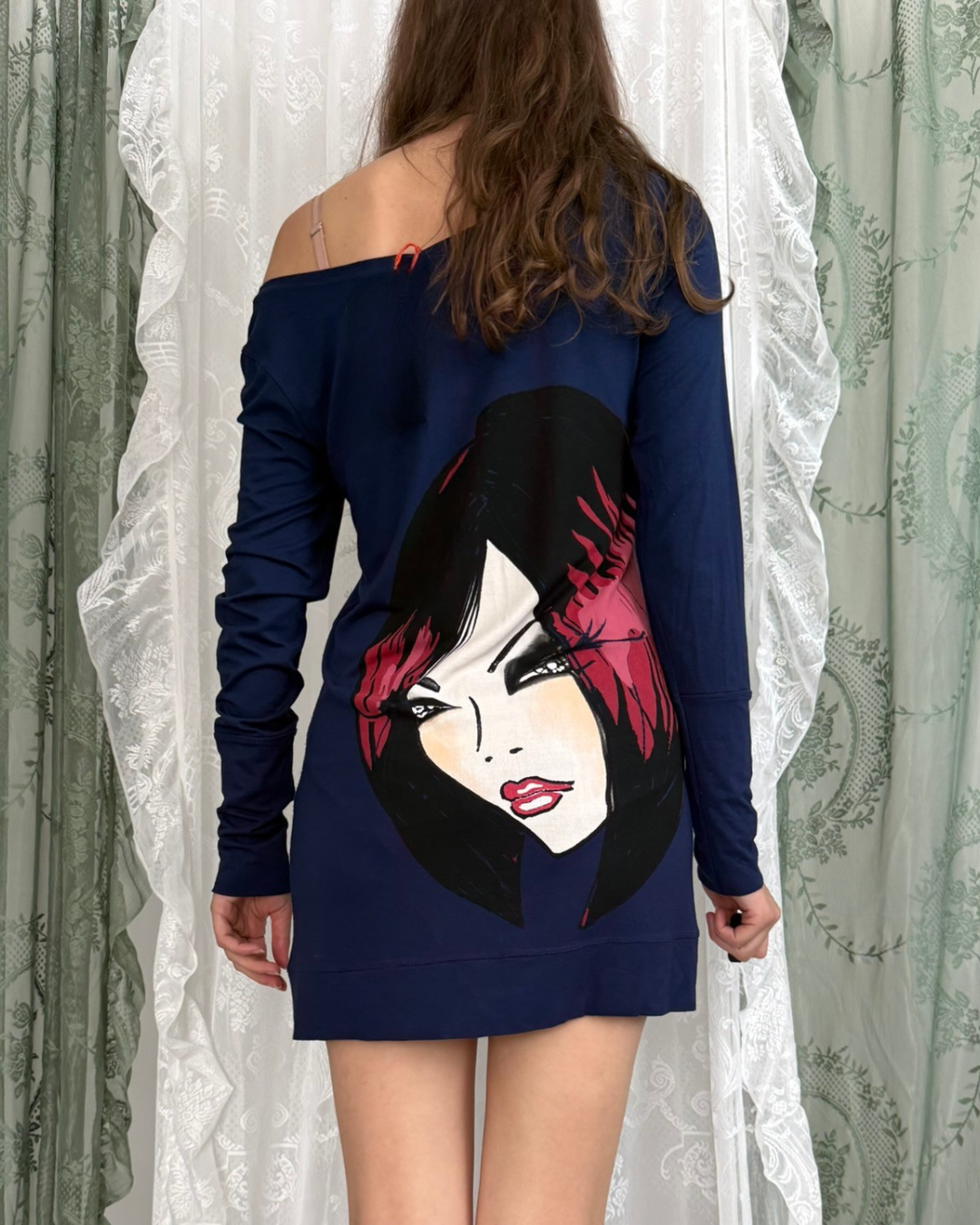 Motivi Kleid y2k face print woman print dunkelblau Gr. S/M Teos vintage Online Shop