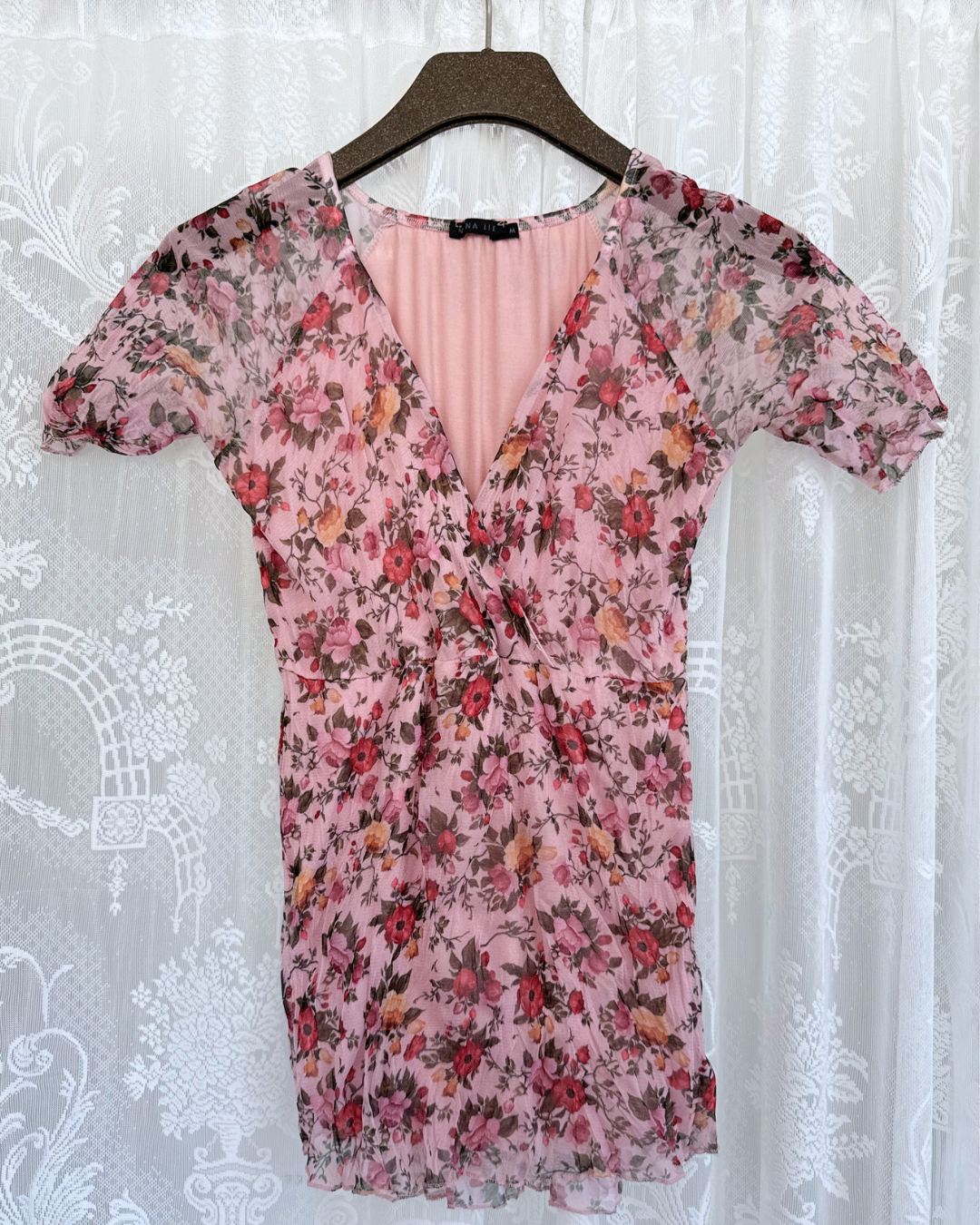 Nuna Lie T-Shirt cottage core romantic 90s vibe whitchy whimsical Blumen Teos vintage Onlineshop