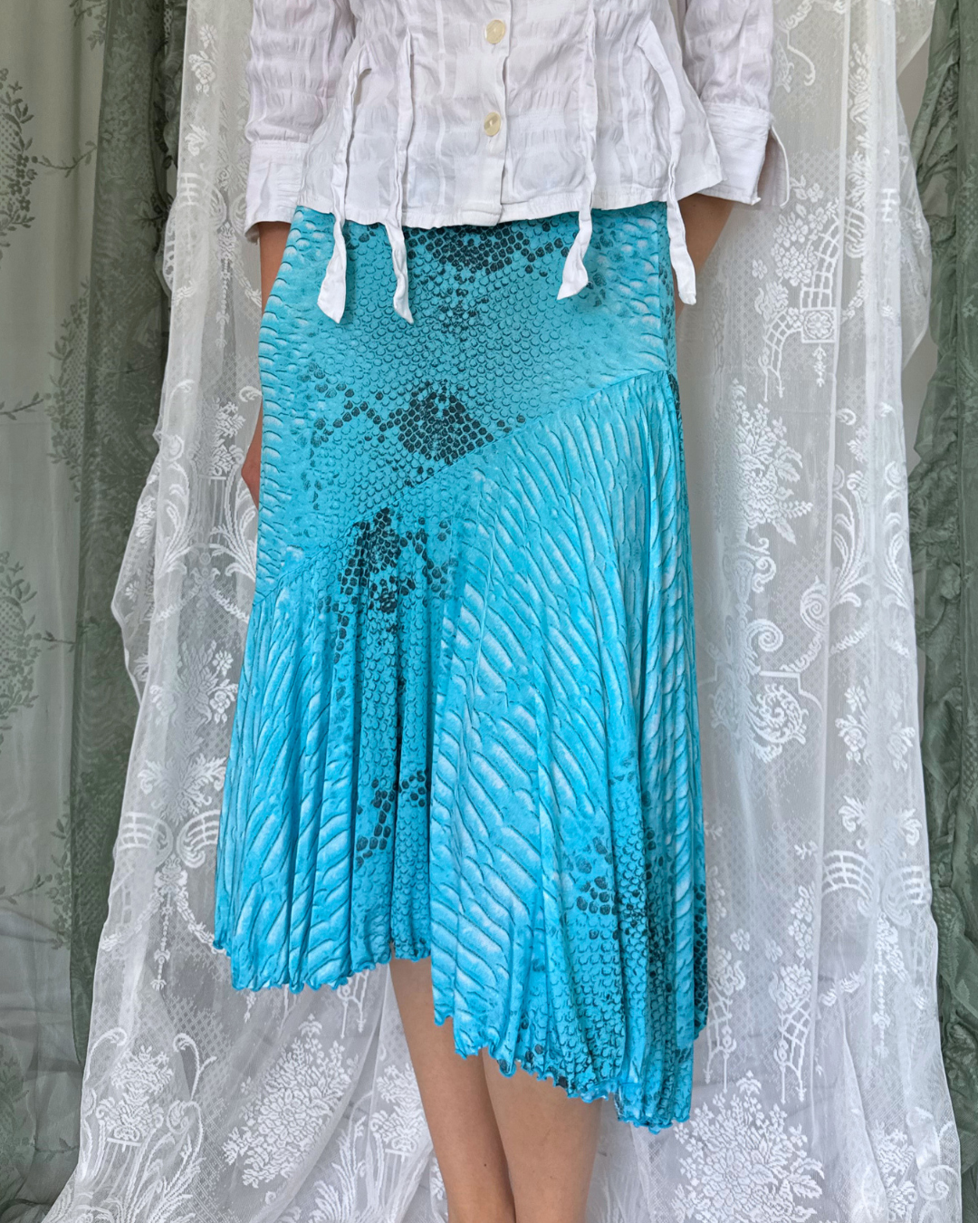 Nuova Midirock y2k Style Snake Print asymmetrisch türkis Summer Vacation Skirt Teos Vintage Onlineshop