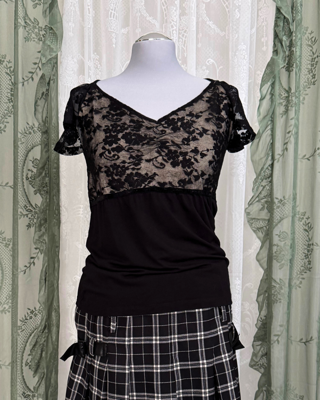 T-Shirt Olsen Spitze witchy 90s Style Teos Vintage Online Shop