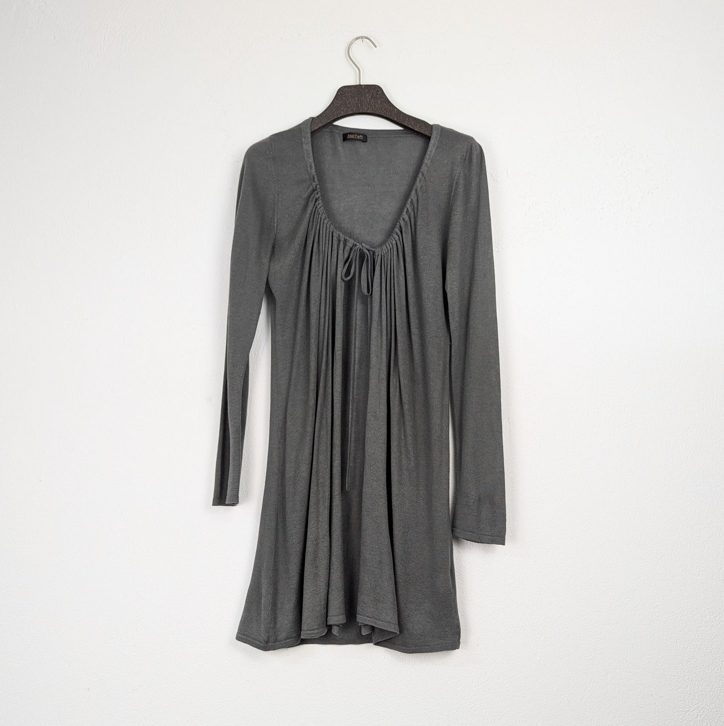 Kuratierter Vintage Onlineshop nachhaltige Secondhand Kleidung online kaufen, Online Shop Vintage, Vintage Online Shop, Second Hand Online Shop, gebraucht, zweite Hand, reused, preloved, Y2K, thriftshop, thriftstore, thrifting, thrift shop, thrift store