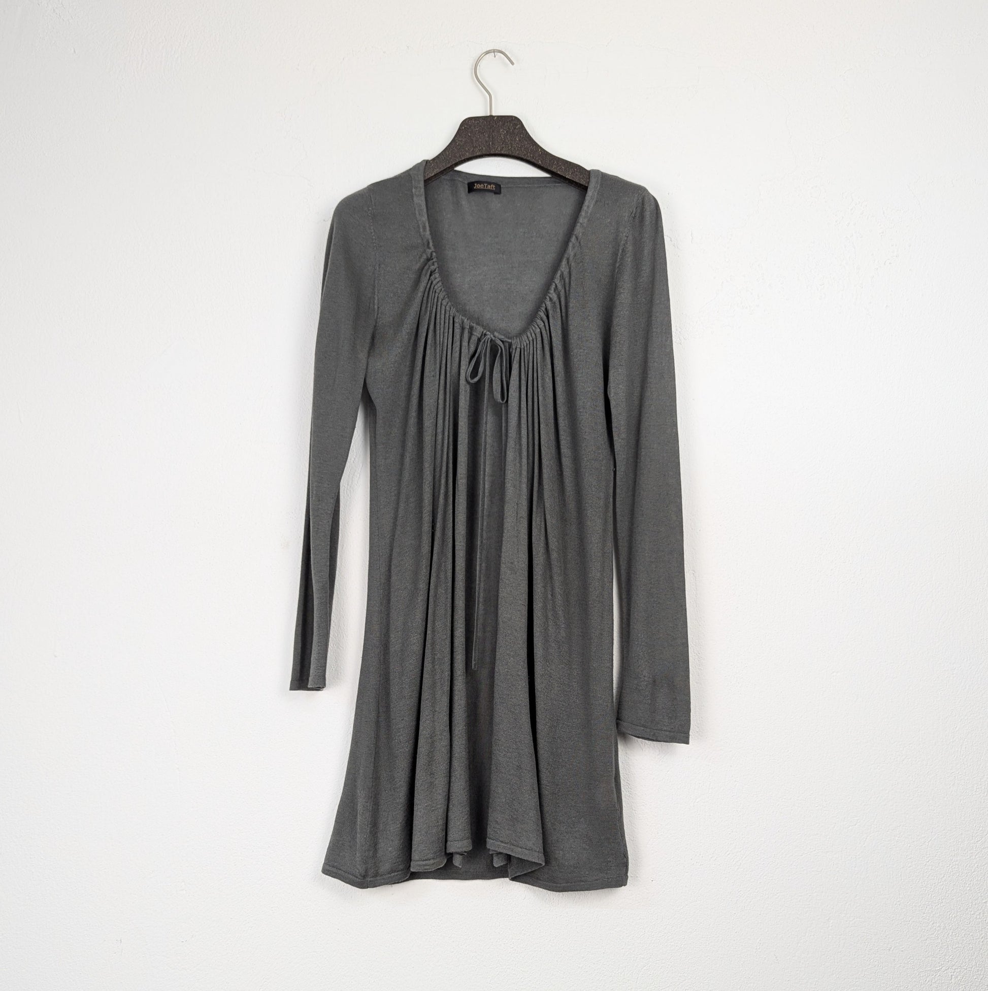 Kuratierter Vintage Onlineshop nachhaltige Secondhand Kleidung online kaufen, Online Shop Vintage, Vintage Online Shop, Second Hand Online Shop, gebraucht, zweite Hand, reused, preloved, Y2K, thriftshop, thriftstore, thrifting, thrift shop, thrift store