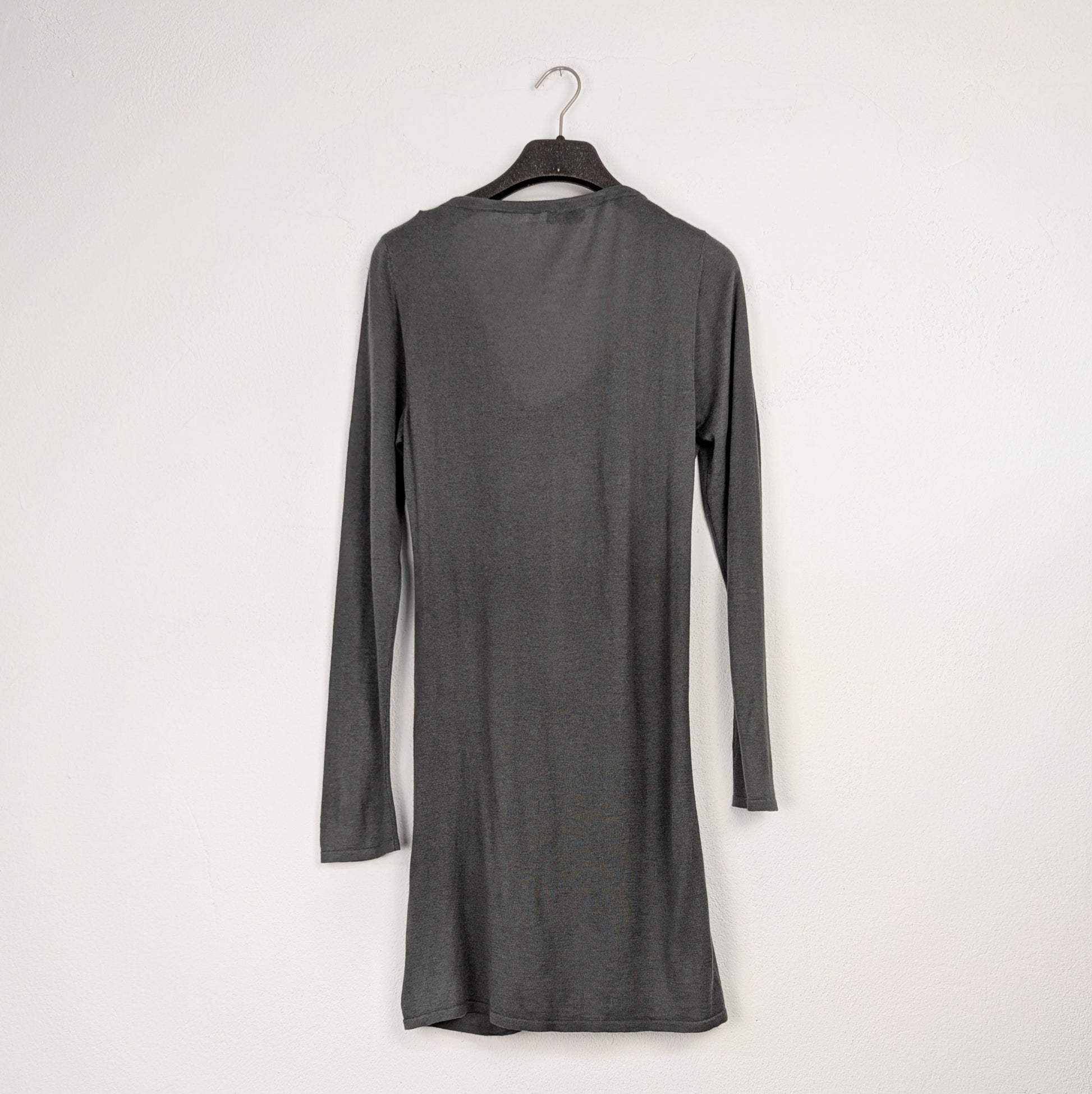 Kuratierter Vintage Onlineshop nachhaltige Secondhand Kleidung online kaufen, Online Shop Vintage, Vintage Online Shop, Second Hand Online Shop, gebraucht, zweite Hand, reused, preloved, Y2K, thriftshop, thriftstore, thrifting, thrift shop, thrift store