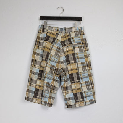 Kuratierter Vintage Onlineshop nachhaltige Secondhand Kleidung online kaufen, Online Shop Vintage, Vintage Online Shop, Second Hand Online Shop, gebraucht, zweite Hand, reused, preloved, Y2K, thriftshop, thriftstore, thrifting, thrift shop, thrift store