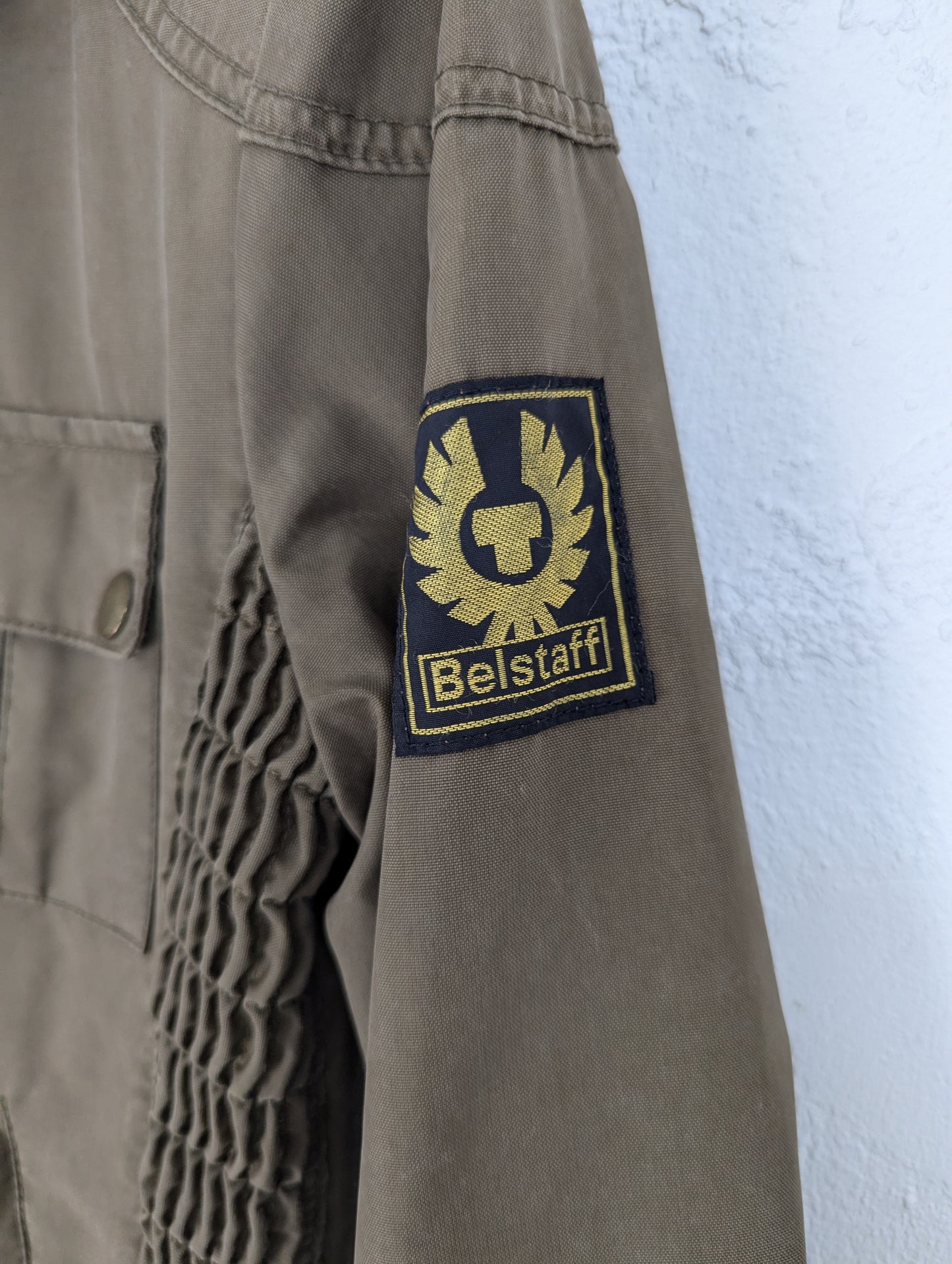 Kuratierter Vintage Onlineshop nachhaltige Secondhand Kleidung online kaufen, Online Shop Vintage, Vintage Online Shop, Second Hand Online Shop, gebraucht, zweite Hand, reused, preloved, Y2K, thriftshop, thriftstore, thrifting, thrift shop, thrift store