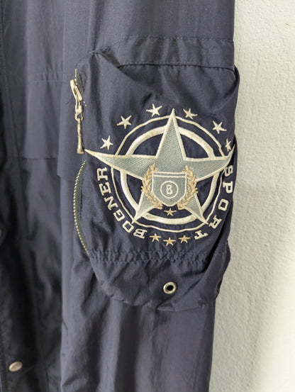 Kuratierter Vintage Onlineshop nachhaltige Secondhand Kleidung online kaufen, Online Shop Vintage, Vintage Online Shop, Second Hand Online Shop, gebraucht, zweite Hand, reused, preloved, Y2K, thriftshop, thriftstore, thrifting, thrift shop, thrift store
