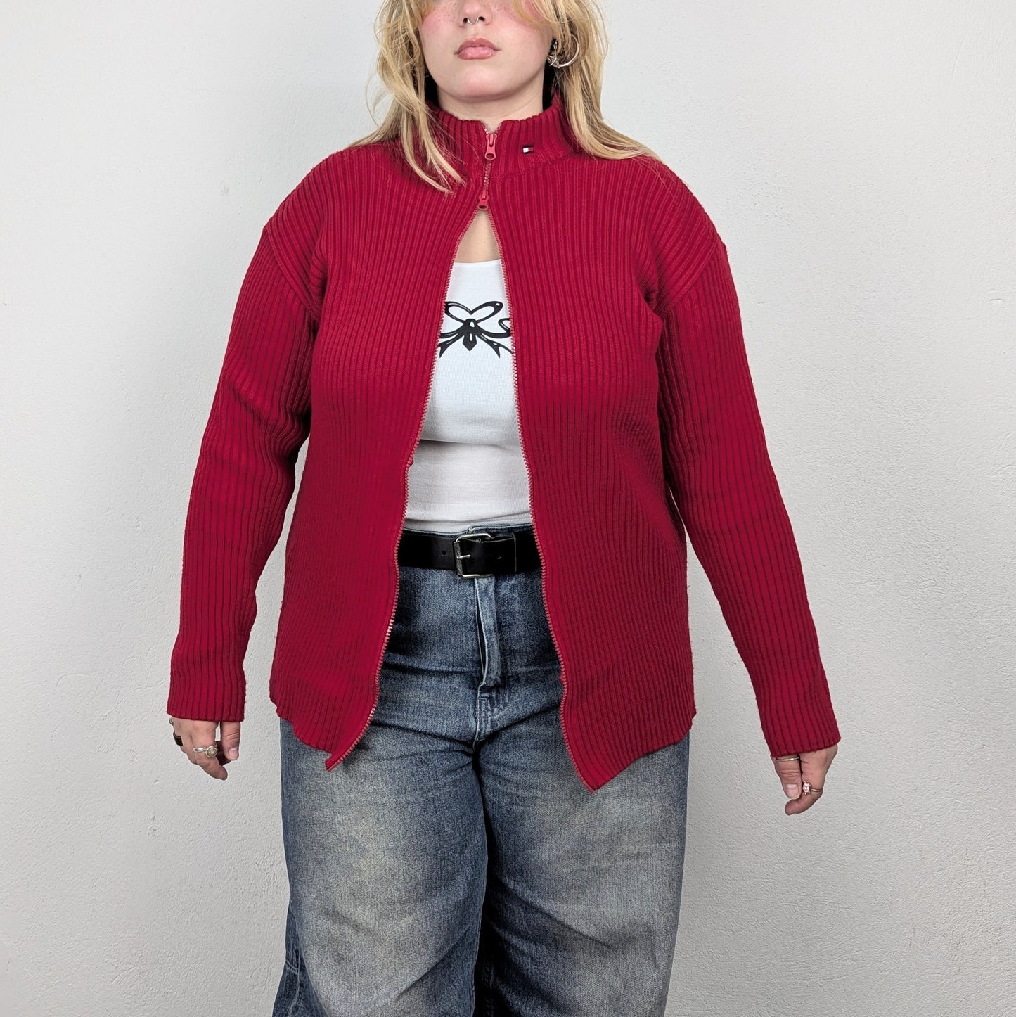 Kuratierter Vintage Onlineshop nachhaltige Secondhand Kleidung online kaufen, Online Shop Vintage, Vintage Online Shop, Second Hand Online Shop, gebraucht, zweite Hand, reused, preloved, Y2K, thriftshop, thriftstore, thrifting, thrift shop, thrift store