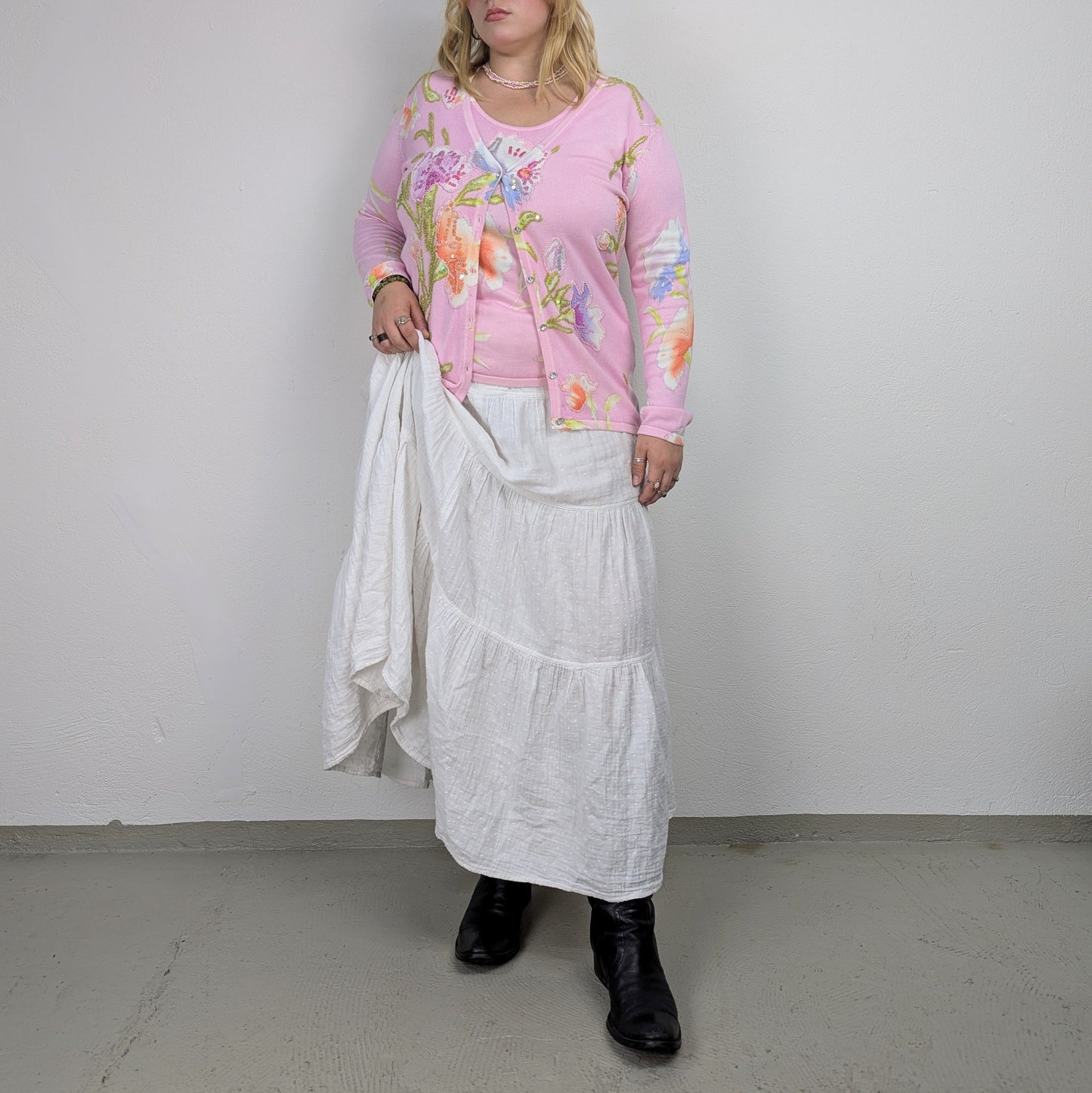 Kuratierter Vintage-Onlineshop– nachhaltige Second-Hand-Kleidung online kaufen
