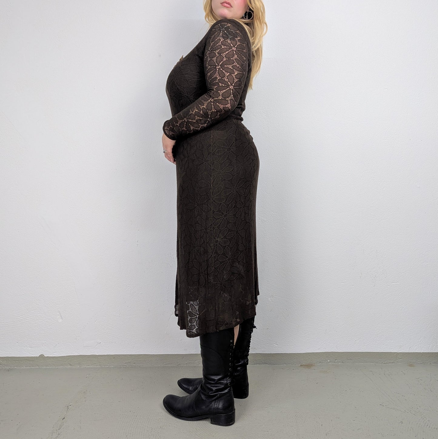 Kuratierter Vintage Onlineshop nachhaltige Secondhand Kleidung online kaufen, Online Shop Vintage, Vintage Online Shop, Second Hand Online Shop, gebraucht, zweite Hand, reused, preloved, Y2K, thriftshop, thriftstore, thrifting, thrift shop, thrift store