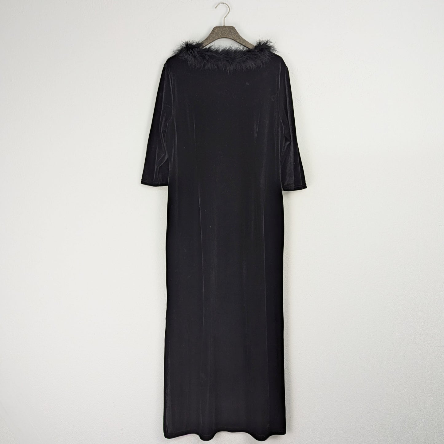 Kuratierter Vintage Onlineshop nachhaltige Secondhand Kleidung online kaufen, Online Shop Vintage, Vintage Online Shop, Second Hand Online Shop, gebraucht, zweite Hand, reused, preloved, Y2K, thriftshop, thriftstore, thrifting, thrift shop, thrift store