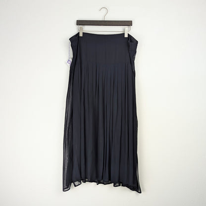Kuratierter Vintage Onlineshop nachhaltige Secondhand Kleidung online kaufen, Online Shop Vintage, Vintage Online Shop, Second Hand Online Shop, gebraucht, zweite Hand, reused, preloved, Y2K, thriftshop, thriftstore, thrifting, thrift shop, thrift store