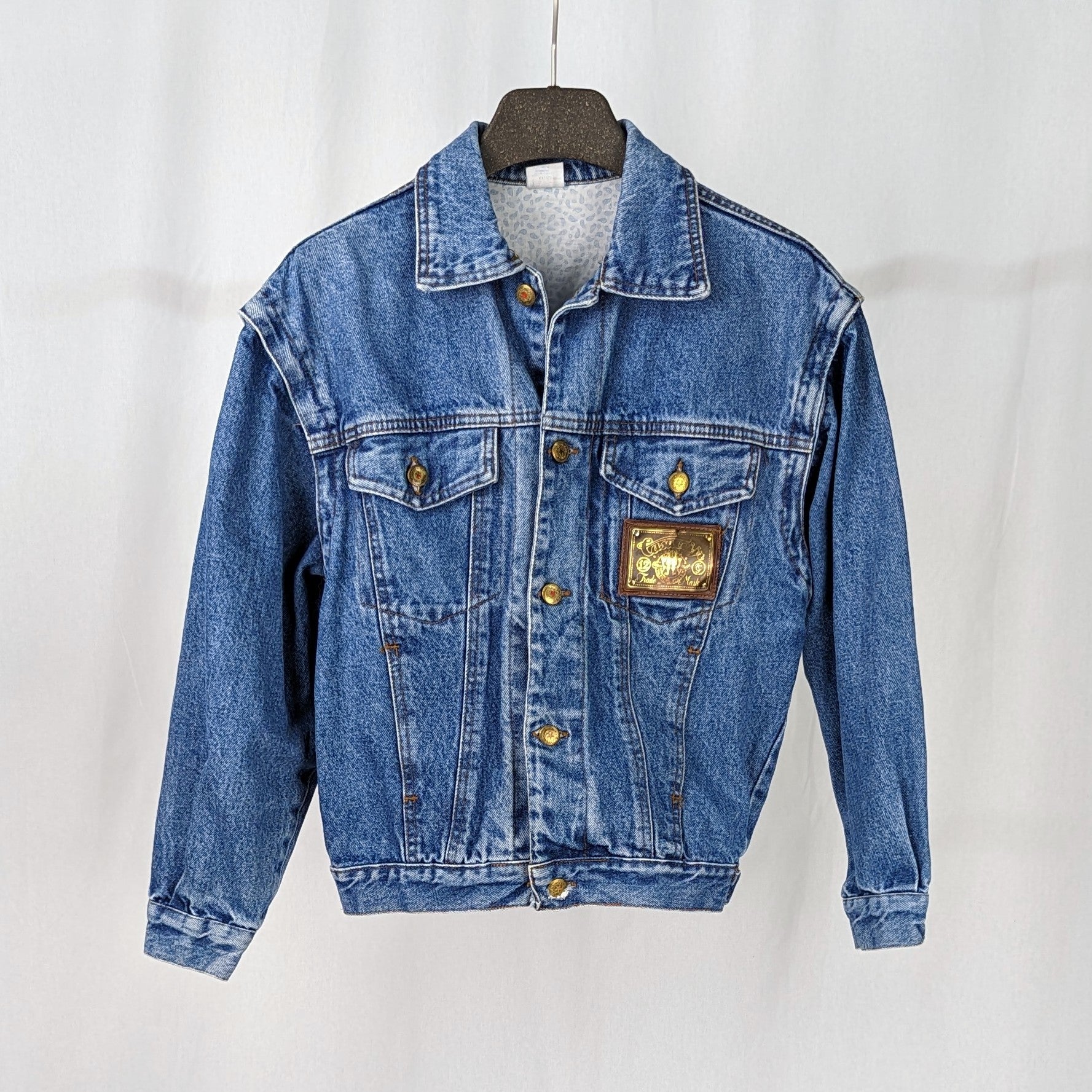 Kuratierter Vintage Onlineshop nachhaltige Secondhand Kleidung online kaufen, Online Shop Vintage, Vintage Online Shop, Second Hand Online Shop, gebraucht, zweite Hand, reused, preloved, Y2K, thriftshop, thriftstore, thrifting, thrift shop, thrift store