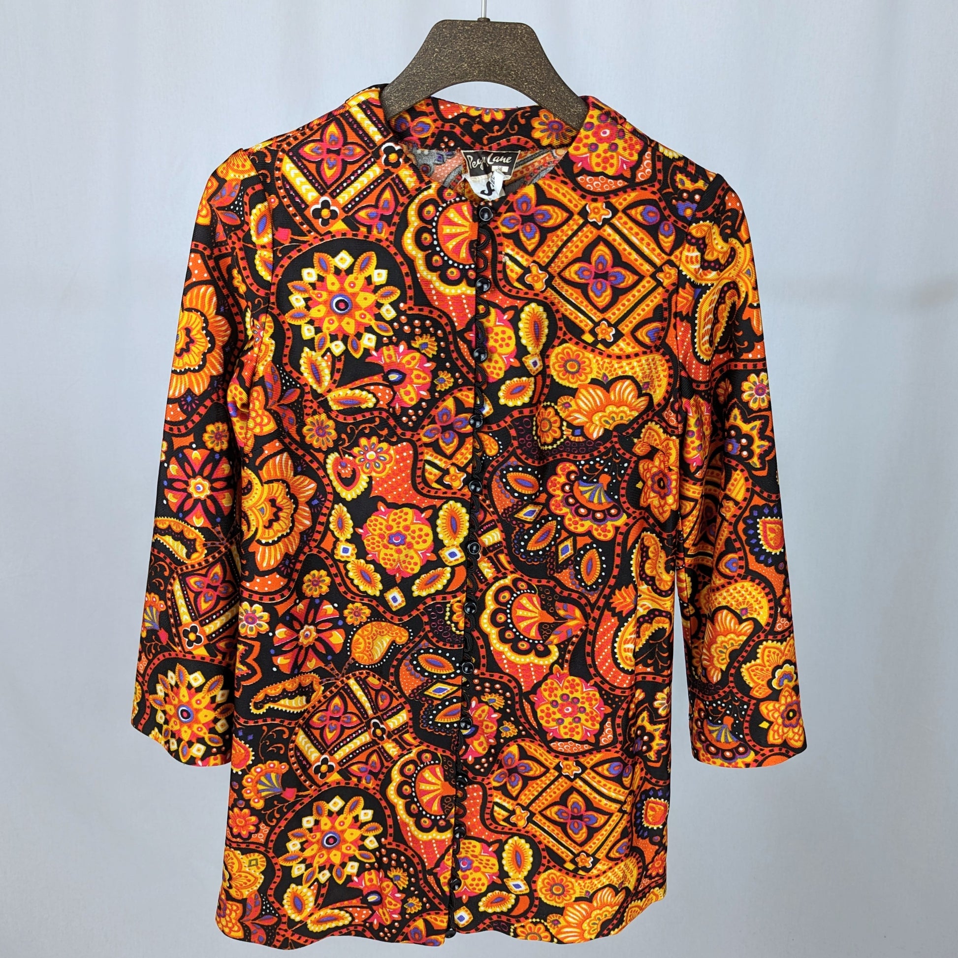 Kuratierter Vintage Onlineshop nachhaltige Secondhand Kleidung online kaufen, Online Shop Vintage, Vintage Online Shop, Second Hand Online Shop, gebraucht, zweite Hand, reused, preloved, Y2K, thriftshop, thriftstore, thrifting, thrift shop, thrift store