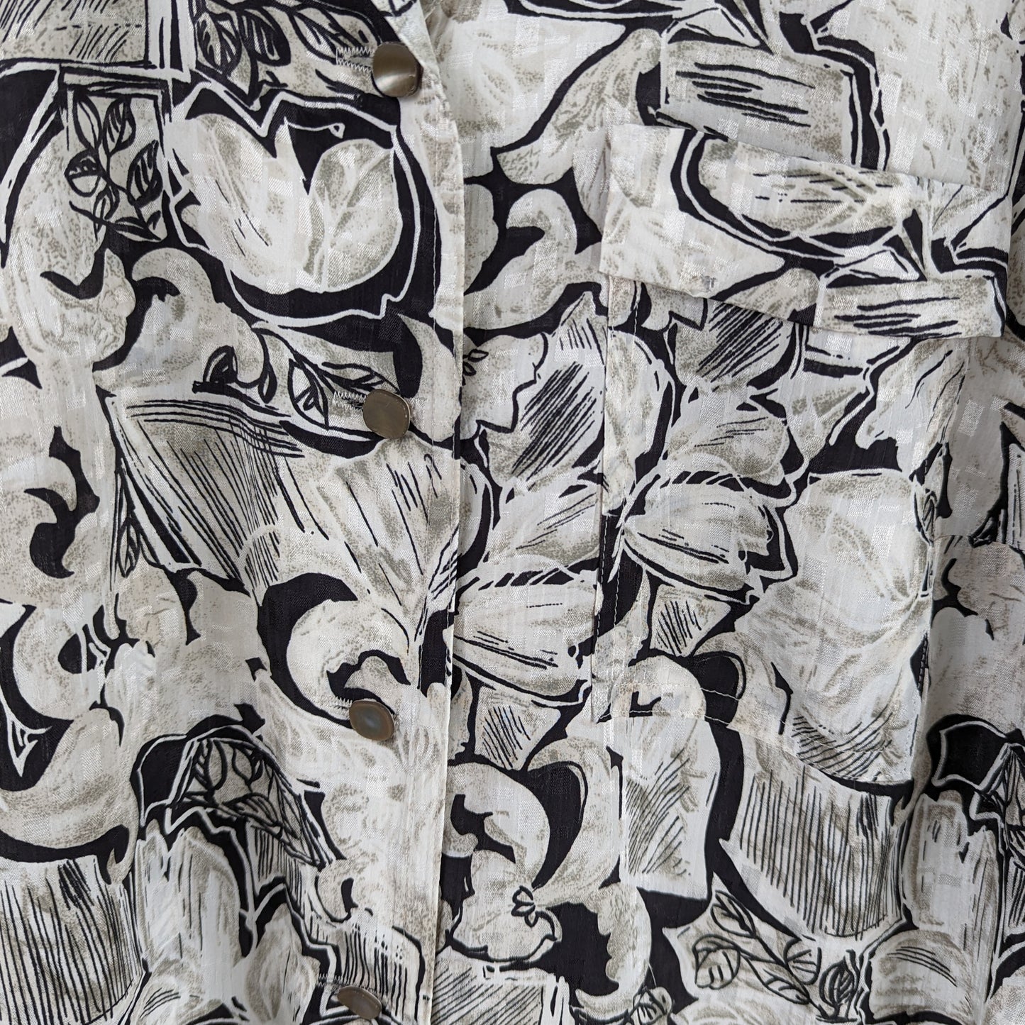 Kuratierter Vintage Onlineshop nachhaltige Secondhand Kleidung online kaufen, Online Shop Vintage, Vintage Online Shop, Second Hand Online Shop, gebraucht, zweite Hand, reused, preloved, Y2K, thriftshop, thriftstore, thrifting, thrift shop, thrift store