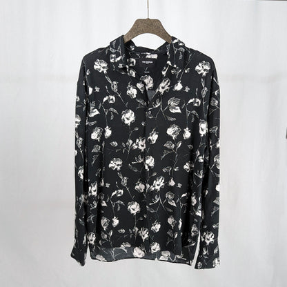 Kuratierter Vintage Onlineshop nachhaltige Secondhand Kleidung online kaufen, Online Shop Vintage, Vintage Online Shop, Second Hand Online Shop, gebraucht, zweite Hand, reused, preloved, Y2K, thriftshop, thriftstore, thrifting, thrift shop, thrift store