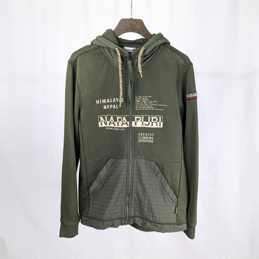 Kuratierter Vintage Onlineshop nachhaltige Secondhand Kleidung online kaufen, Online Shop Vintage, Vintage Online Shop, Second Hand Online Shop, gebraucht, zweite Hand, reused, preloved, Y2K, thriftshop, thriftstore, thrifting, thrift shop, thrift store