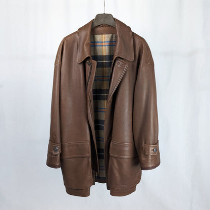 Kuratierter Vintage Onlineshop nachhaltige Secondhand Kleidung online kaufen, Online Shop Vintage, Vintage Online Shop, Second Hand Online Shop, gebraucht, zweite Hand, reused, preloved, Y2K, thriftshop, thriftstore, thrifting, thrift shop, thrift store