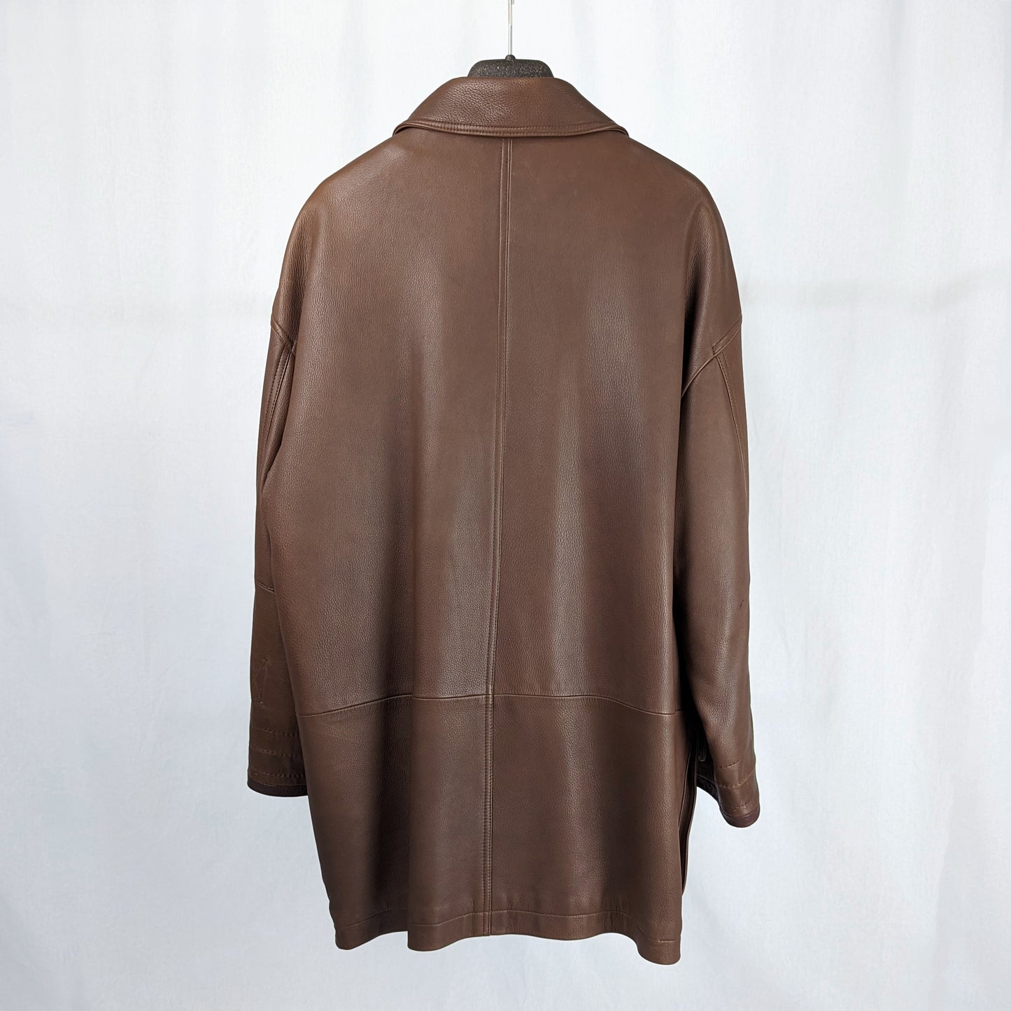 Kuratierter Vintage Onlineshop nachhaltige Secondhand Kleidung online kaufen, Online Shop Vintage, Vintage Online Shop, Second Hand Online Shop, gebraucht, zweite Hand, reused, preloved, Y2K, thriftshop, thriftstore, thrifting, thrift shop, thrift store