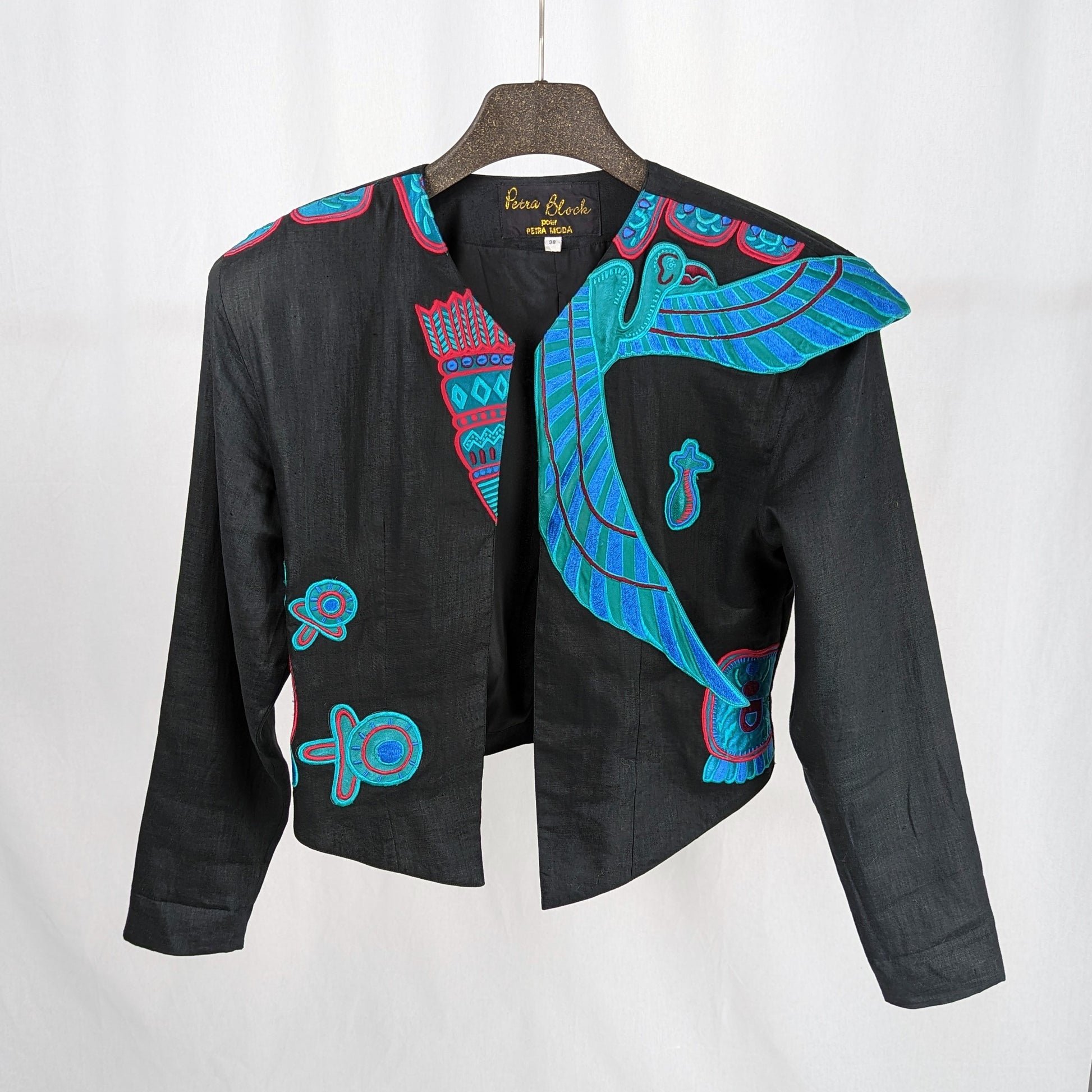Kuratierter Vintage Onlineshop nachhaltige Secondhand Kleidung online kaufen, Online Shop Vintage, Vintage Online Shop, Second Hand Online Shop, gebraucht, zweite Hand, reused, preloved, Y2K, thriftshop, thriftstore, thrifting, thrift shop, thrift store