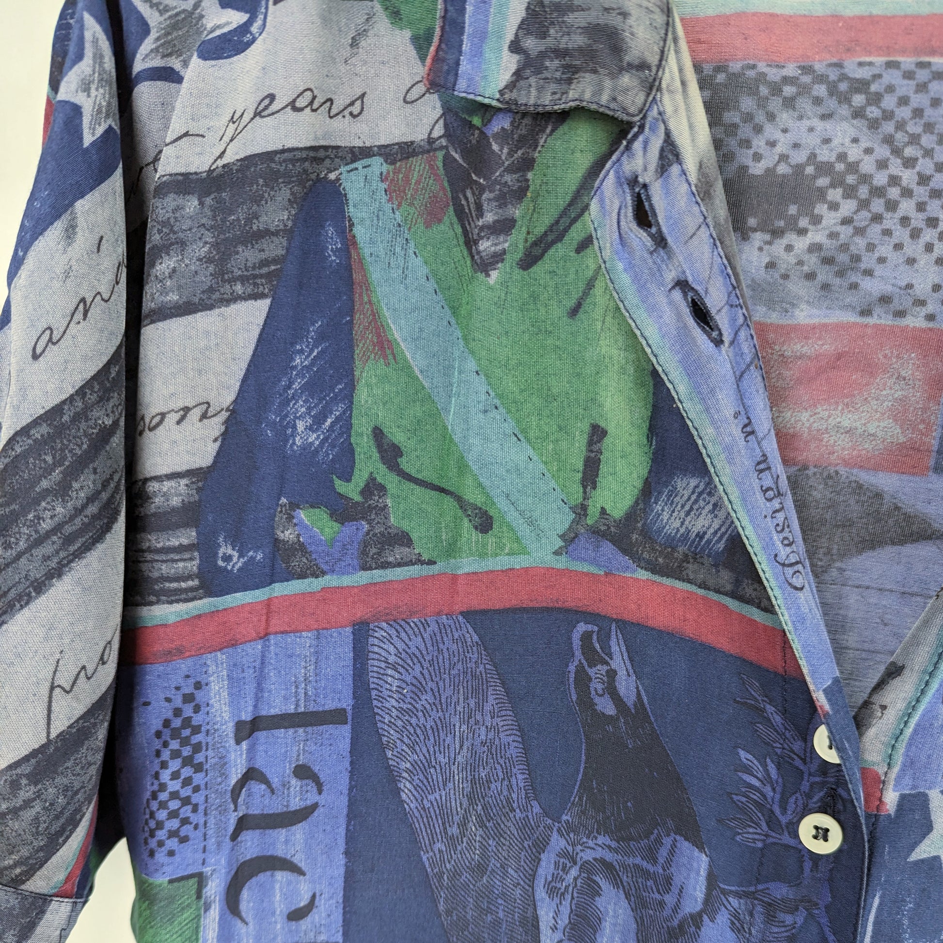 Kuratierter Vintage Onlineshop nachhaltige Secondhand Kleidung online kaufen, Online Shop Vintage, Vintage Online Shop, Second Hand Online Shop, gebraucht, zweite Hand, reused, preloved, Y2K, thriftshop, thriftstore, thrifting, thrift shop, thrift store