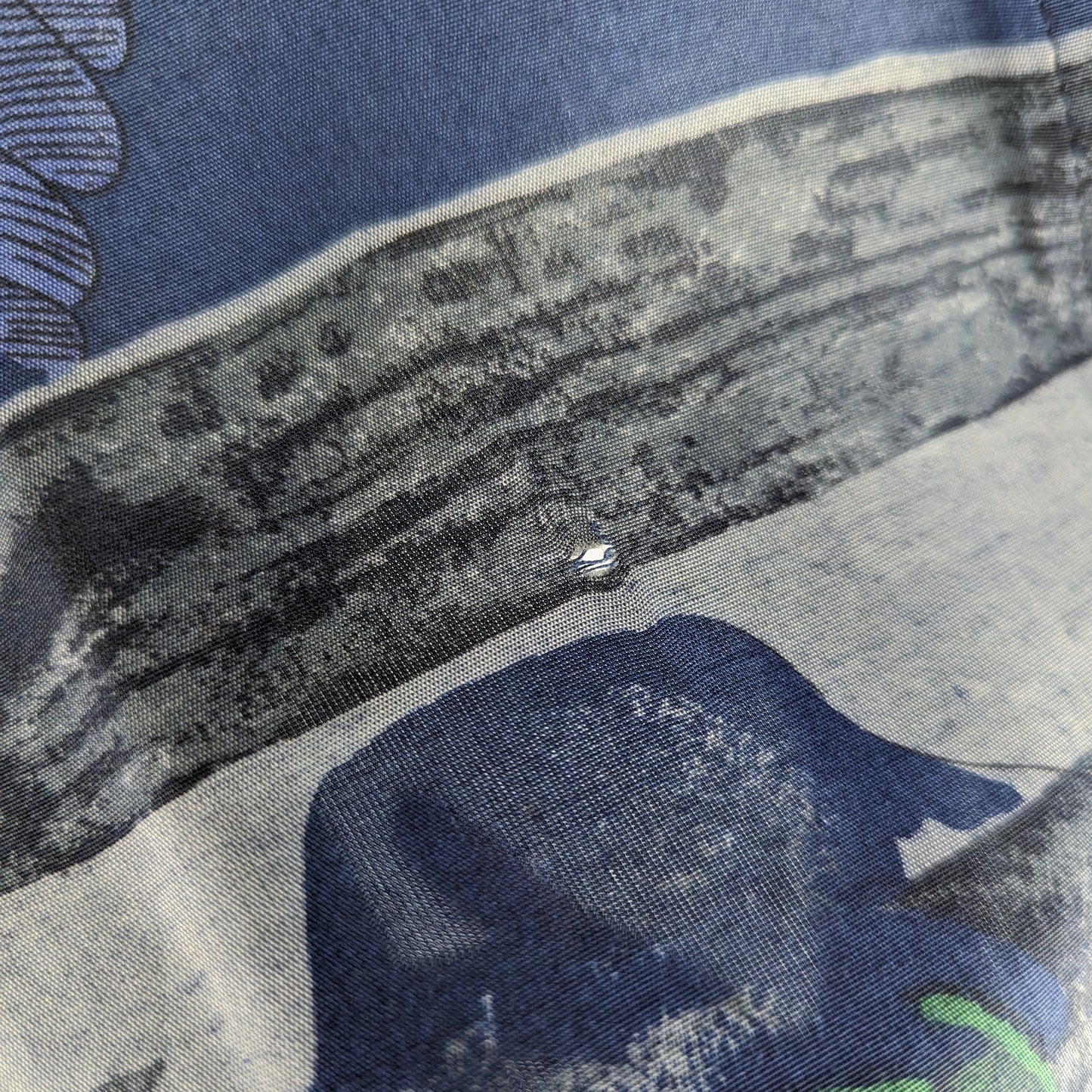 Kuratierter Vintage Onlineshop nachhaltige Secondhand Kleidung online kaufen, Online Shop Vintage, Vintage Online Shop, Second Hand Online Shop, gebraucht, zweite Hand, reused, preloved, Y2K, thriftshop, thriftstore, thrifting, thrift shop, thrift store