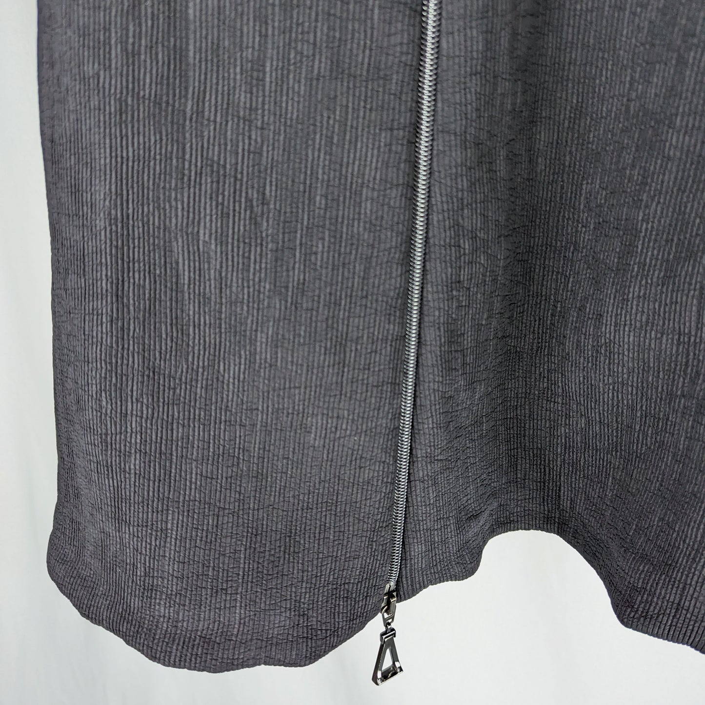 Kuratierter Vintage Onlineshop nachhaltige Secondhand Kleidung online kaufen, Online Shop Vintage, Vintage Online Shop, Second Hand Online Shop, gebraucht, zweite Hand, reused, preloved, Y2K, thriftshop, thriftstore, thrifting, thrift shop, thrift store