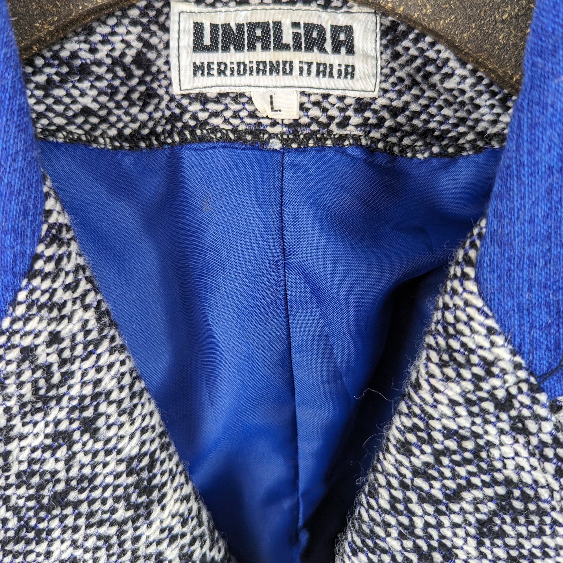Kuratierter Vintage Onlineshop nachhaltige Secondhand Kleidung online kaufen, Online Shop Vintage, Vintage Online Shop, Second Hand Online Shop, gebraucht, zweite Hand, reused, preloved, Y2K, thriftshop, thriftstore, thrifting, thrift shop, thrift store