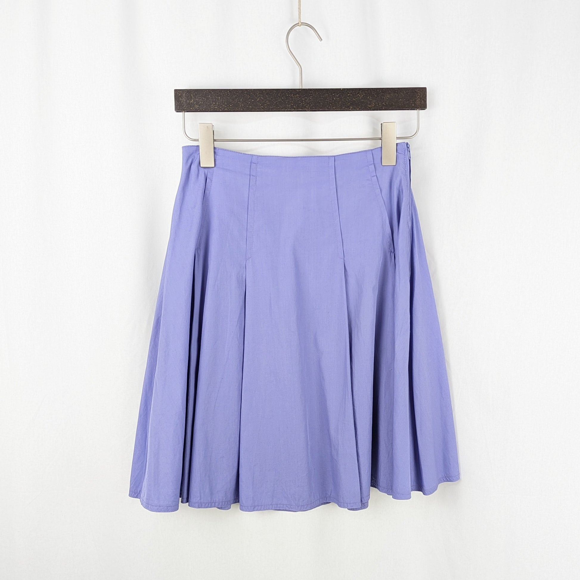 Kuratierter Vintage Onlineshop nachhaltige Secondhand Kleidung online kaufen, Online Shop Vintage, Vintage Online Shop, Second Hand Online Shop, gebraucht, zweite Hand, reused, preloved, Y2K, thriftshop, thriftstore, thrifting, thrift shop, thrift store