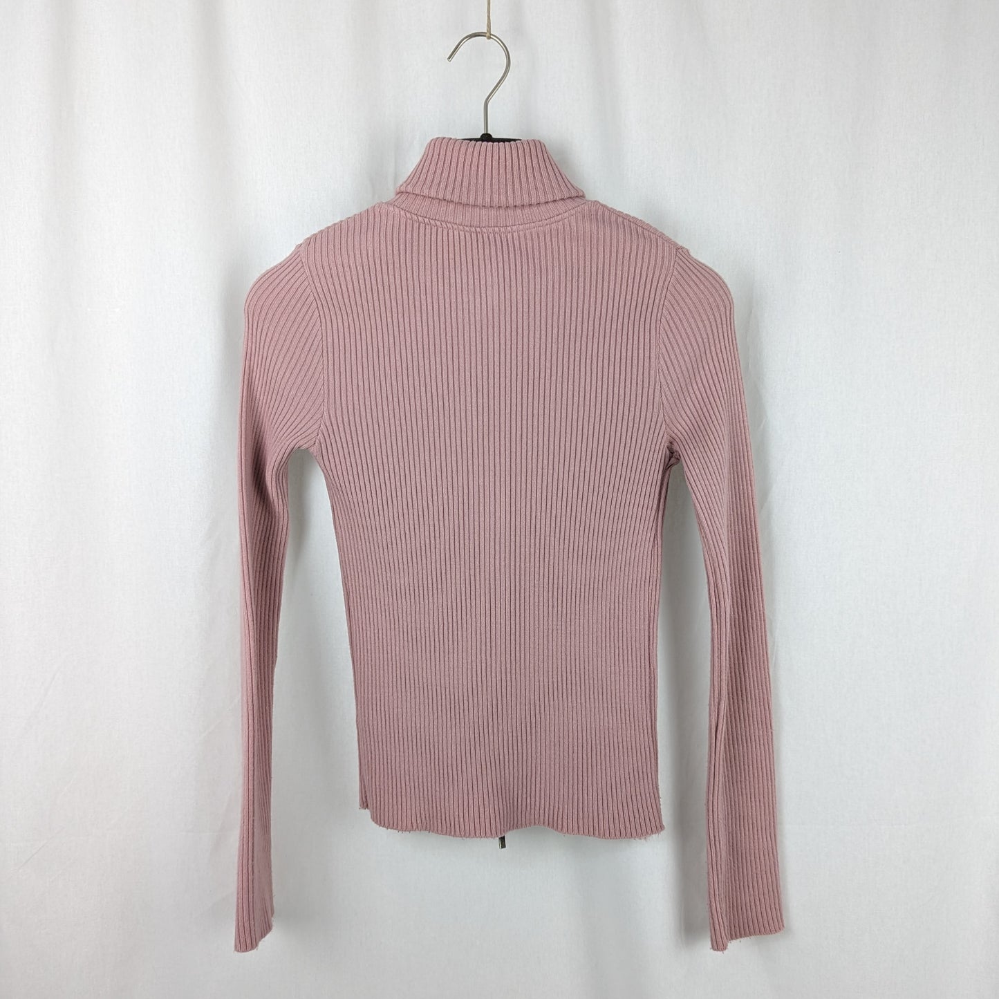 Kuratierter Vintage Onlineshop nachhaltige Secondhand Kleidung online kaufen, Online Shop Vintage, Vintage Online Shop, Second Hand Online Shop, gebraucht, zweite Hand, reused, preloved, Y2K, thriftshop, thriftstore, thrifting, thrift shop, thrift store