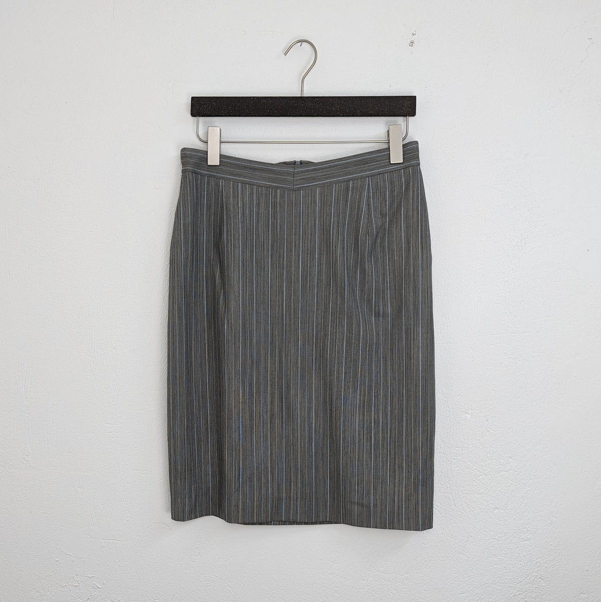 Kuratierter Vintage Onlineshop nachhaltige Secondhand Kleidung online kaufen, Online Shop Vintage, Vintage Online Shop, Second Hand Online Shop, gebraucht, zweite Hand, reused, preloved, Y2K, thriftshop, thriftstore, thrifting, thrift shop, thrift store