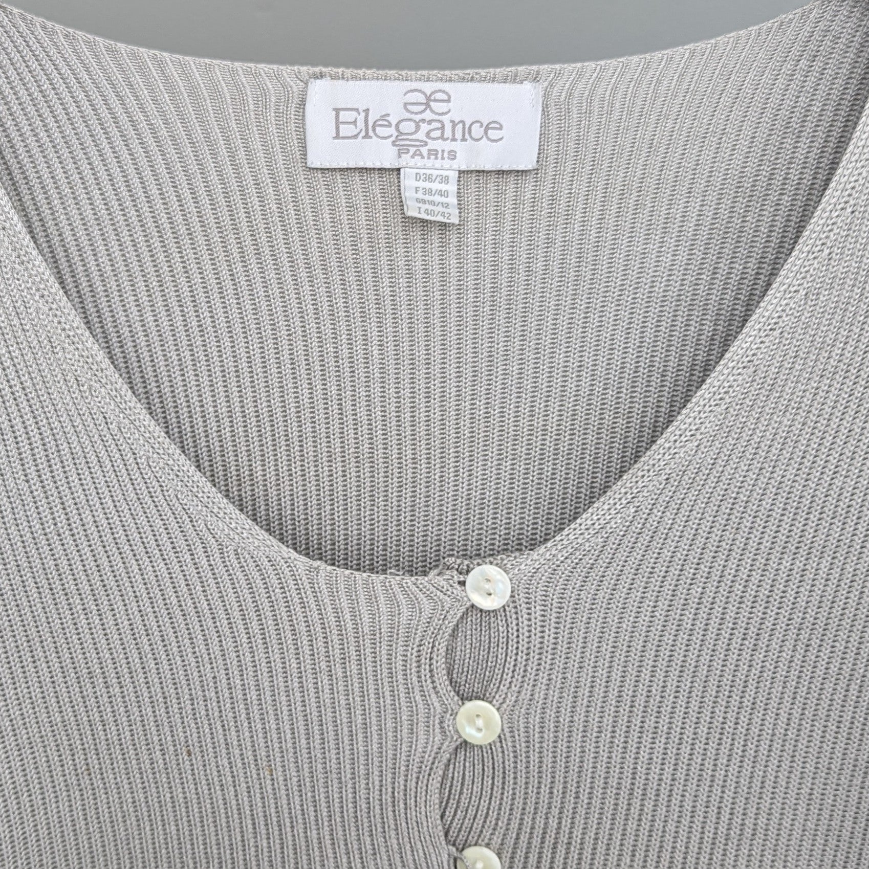 Kuratierter Vintage Onlineshop nachhaltige Secondhand Kleidung online kaufen, Online Shop Vintage, Vintage Online Shop, Second Hand Online Shop, gebraucht, zweite Hand, reused, preloved, Y2K, thriftshop, thriftstore, thrifting, thrift shop, thrift store