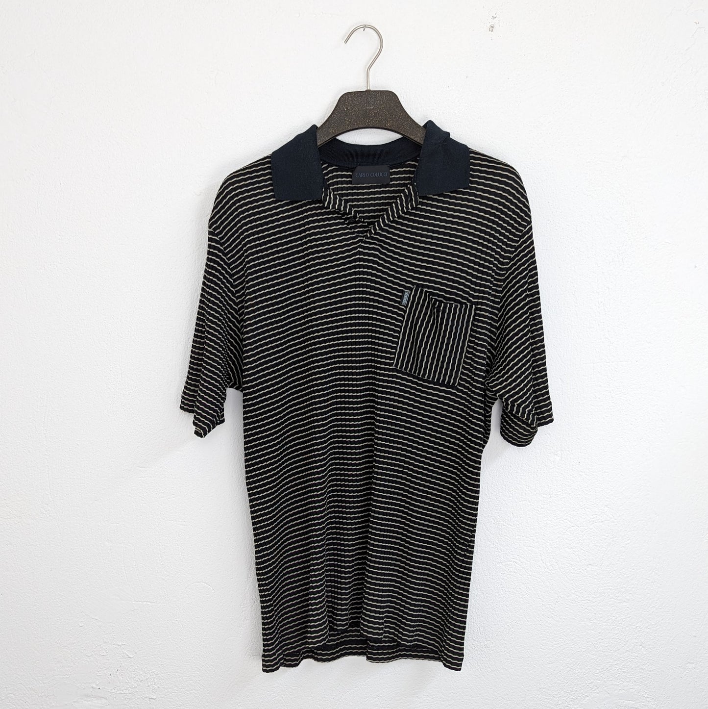 Kuratierter Vintage Onlineshop nachhaltige Secondhand Kleidung online kaufen, Online Shop Vintage, Vintage Online Shop, Second Hand Online Shop, gebraucht, zweite Hand, reused, preloved, Y2K, thriftshop, thriftstore, thrifting, thrift shop, thrift store