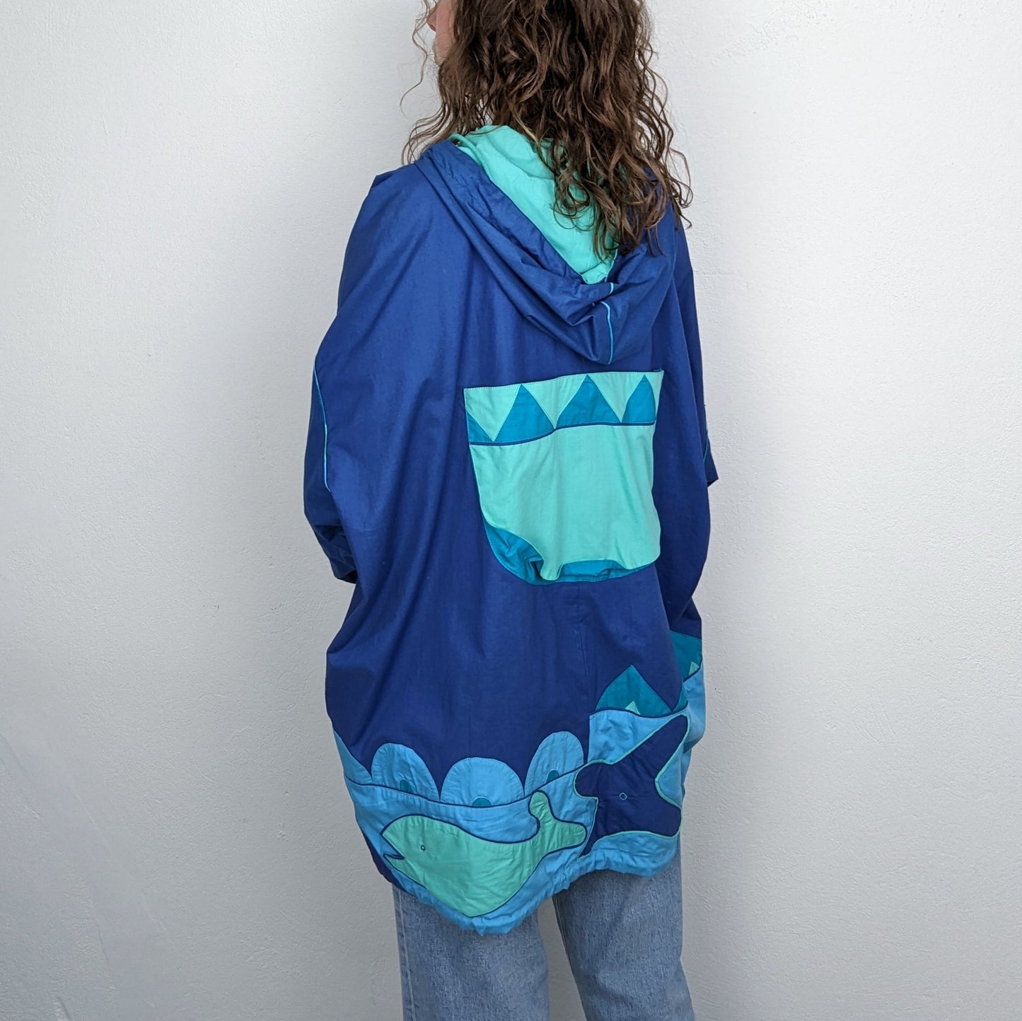 Kuratierter Vintage Onlineshop nachhaltige Secondhand Kleidung online kaufen, Online Shop Vintage, Vintage Online Shop, Second Hand Online Shop, gebraucht, zweite Hand, reused, preloved, Y2K, thriftshop, thriftstore, thrifting, thrift shop, thrift store