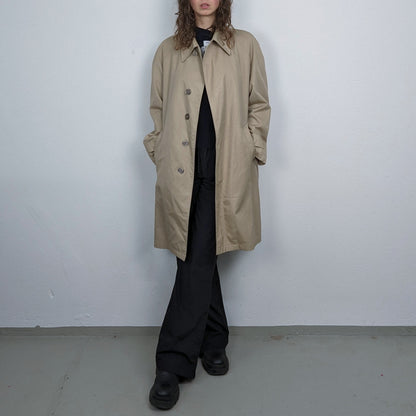 Kuratierter Vintage Onlineshop nachhaltige Secondhand Kleidung online kaufen, Online Shop Vintage, Vintage Online Shop, Second Hand Online Shop, gebraucht, zweite Hand, reused, preloved, Y2K, thriftshop, thriftstore, thrifting, thrift shop, thrift store