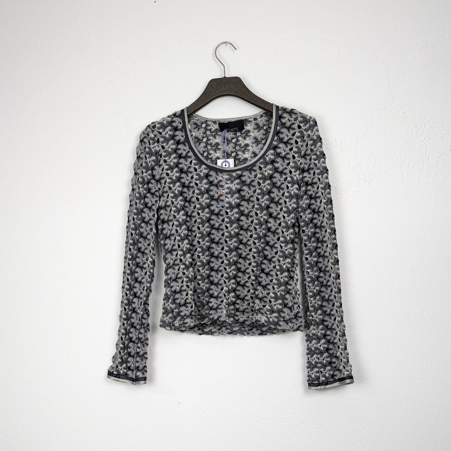 Kuratierter Vintage Onlineshop nachhaltige Secondhand Kleidung online kaufen, Online Shop Vintage, Vintage Online Shop, Second Hand Online Shop, gebraucht, zweite Hand, reused, preloved, Y2K, thriftshop, thriftstore, thrifting, thrift shop, thrift store