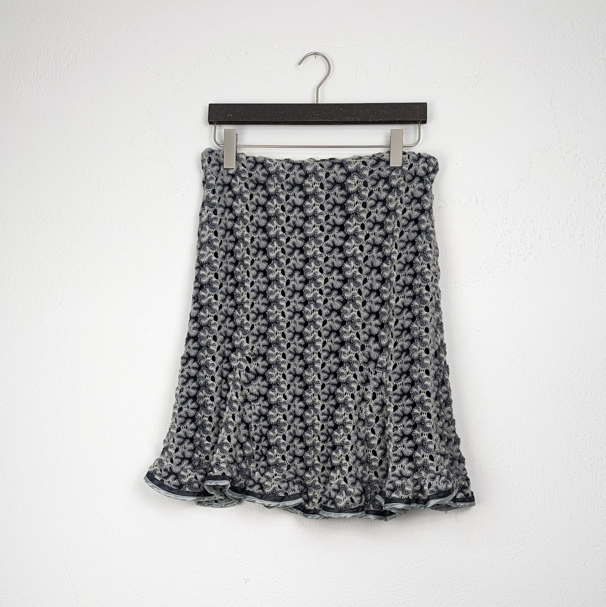 Kuratierter Vintage Onlineshop nachhaltige Secondhand Kleidung online kaufen, Online Shop Vintage, Vintage Online Shop, Second Hand Online Shop, gebraucht, zweite Hand, reused, preloved, Y2K, thriftshop, thriftstore, thrifting, thrift shop, thrift store
