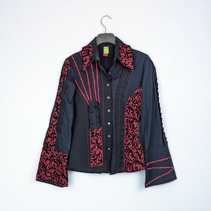 Kuratierter Vintage Onlineshop nachhaltige Secondhand Kleidung online kaufen, Online Shop Vintage, Vintage Online Shop, Second Hand Online Shop, gebraucht, zweite Hand, reused, preloved, Y2K, thriftshop, thriftstore, thrifting, thrift shop, thrift store