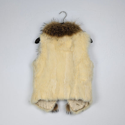 Kuratierter Vintage Onlineshop nachhaltige Secondhand Kleidung online kaufen, Online Shop Vintage, Vintage Online Shop, Second Hand Online Shop, gebraucht, zweite Hand, reused, preloved, Y2K, thriftshop, thriftstore, thrifting, thrift shop, thrift store