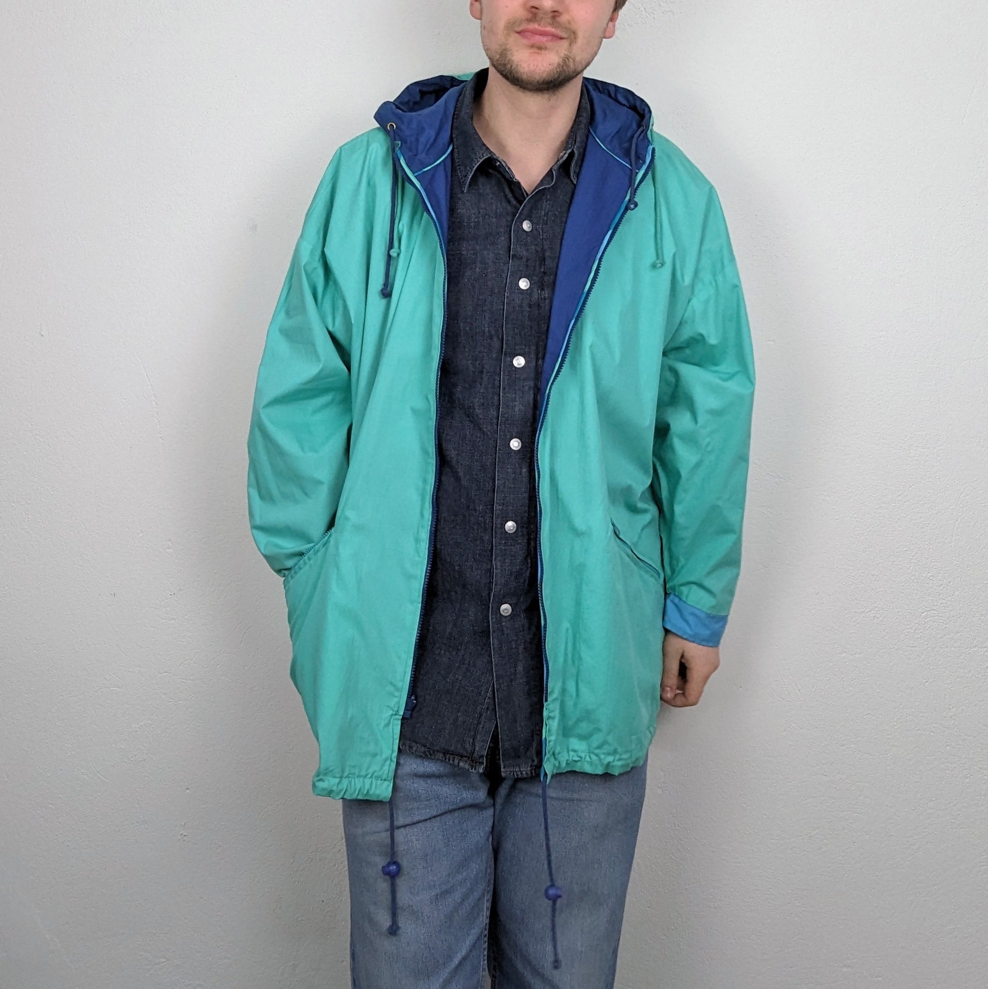 Kuratierter Vintage Onlineshop nachhaltige Secondhand Kleidung online kaufen, Online Shop Vintage, Vintage Online Shop, Second Hand Online Shop, gebraucht, zweite Hand, reused, preloved, Y2K, thriftshop, thriftstore, thrifting, thrift shop, thrift store