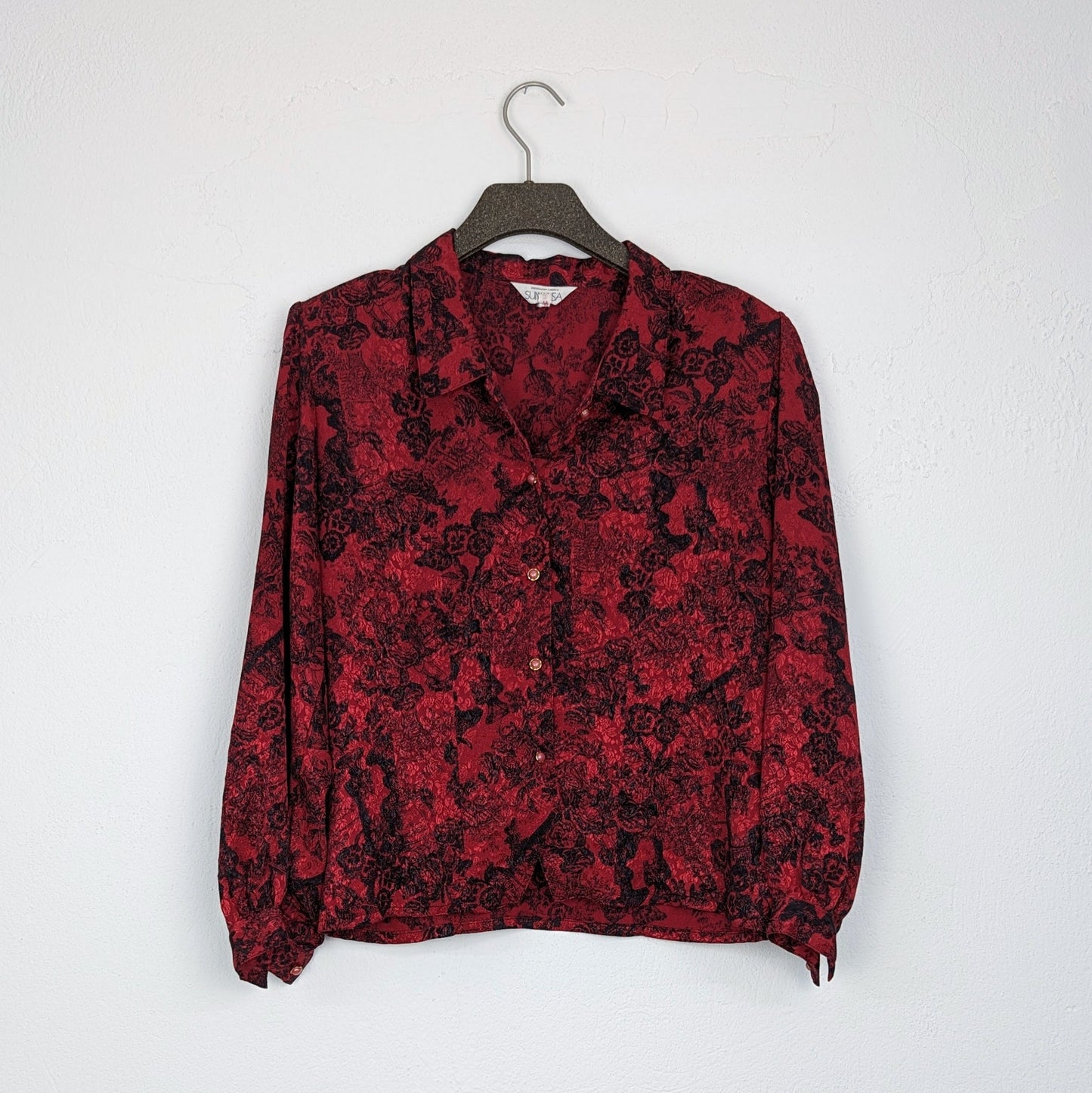 Kuratierter Vintage Onlineshop nachhaltige Secondhand Kleidung online kaufen, Online Shop Vintage, Vintage Online Shop, Second Hand Online Shop, gebraucht, zweite Hand, reused, preloved, Y2K, thriftshop, thriftstore, thrifting, thrift shop, thrift store