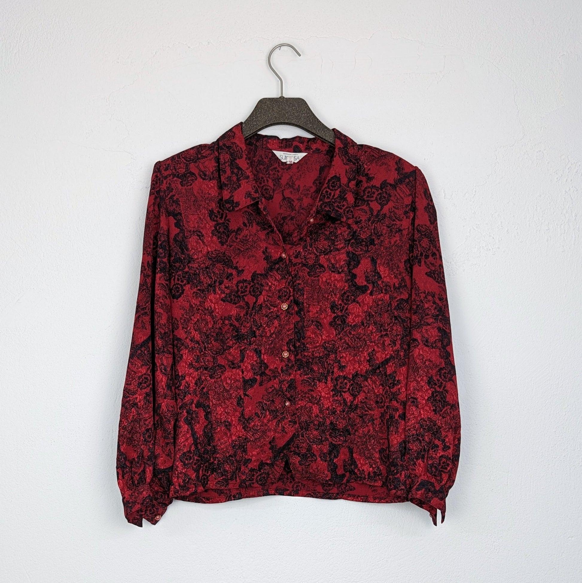 Kuratierter Vintage Onlineshop nachhaltige Secondhand Kleidung online kaufen, Online Shop Vintage, Vintage Online Shop, Second Hand Online Shop, gebraucht, zweite Hand, reused, preloved, Y2K, thriftshop, thriftstore, thrifting, thrift shop, thrift store