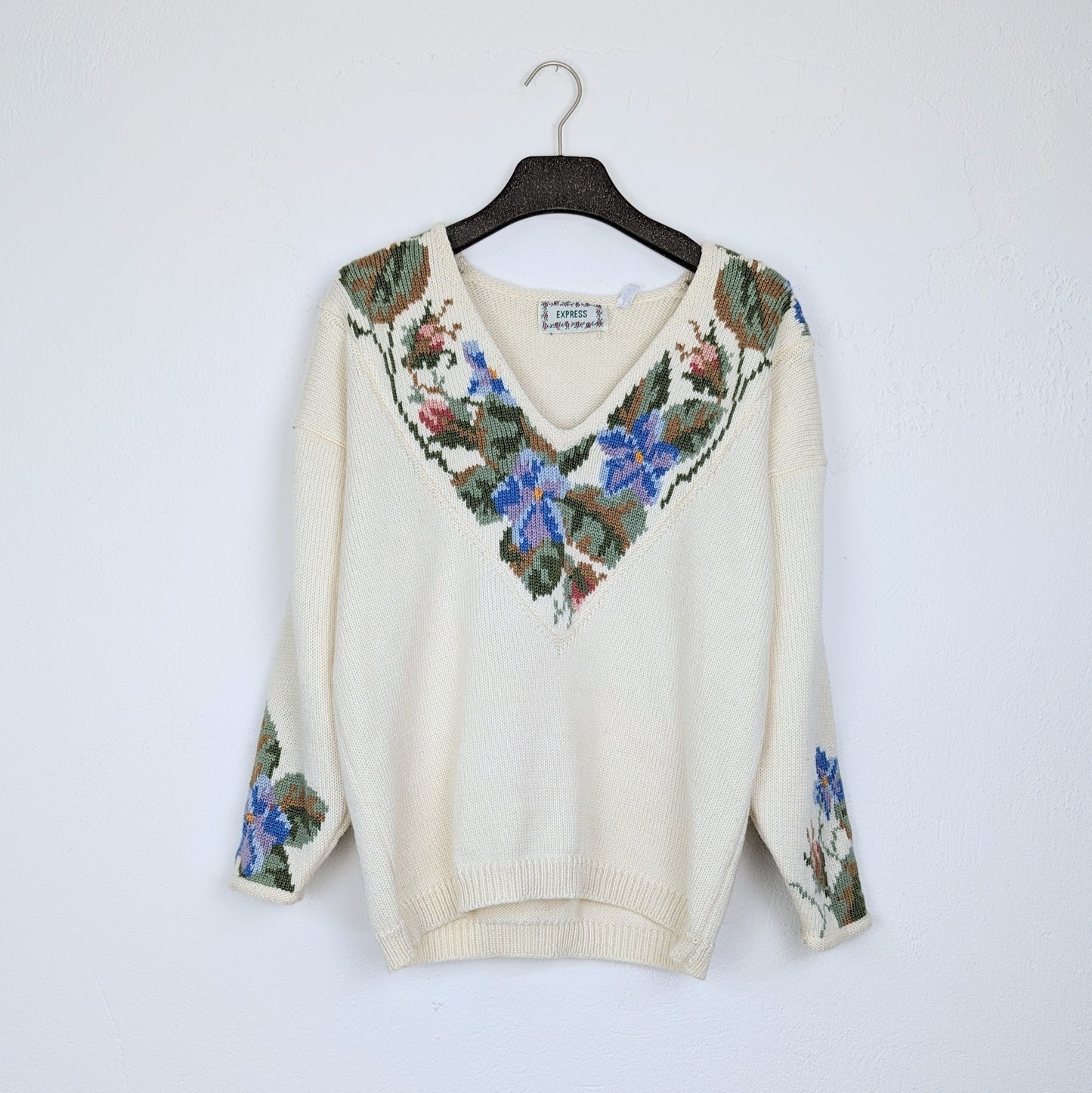 Kuratierter Vintage Onlineshop nachhaltige Secondhand Kleidung online kaufen, Online Shop Vintage, Vintage Online Shop, Second Hand Online Shop, gebraucht, zweite Hand, reused, preloved, Y2K, thriftshop, thriftstore, thrifting, thrift shop, thrift store