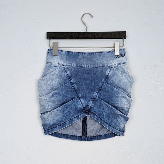 Kuratierter Vintage Onlineshop nachhaltige Secondhand Kleidung online kaufen, Online Shop Vintage, Vintage Online Shop, Second Hand Online Shop, gebraucht, zweite Hand, reused, preloved, Y2K, thriftshop, thriftstore, thrifting, thrift shop, thrift store