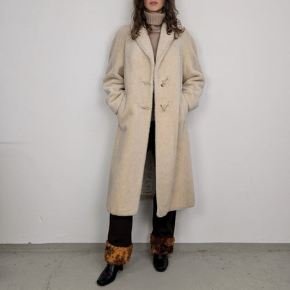 Kuratierter Vintage Onlineshop nachhaltige Secondhand Kleidung online kaufen, Online Shop Vintage, Vintage Online Shop, Second Hand Online Shop, gebraucht, zweite Hand, reused, preloved, Y2K, thriftshop, thriftstore, thrifting, thrift shop, thrift store