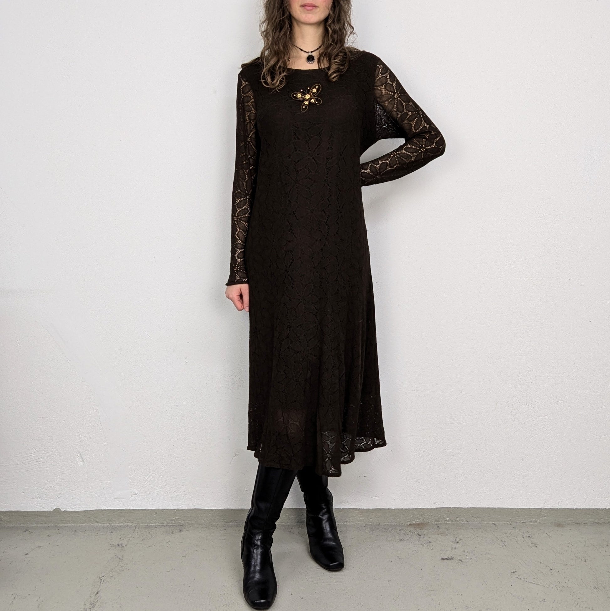 Kuratierter Vintage Onlineshop nachhaltige Secondhand Kleidung online kaufen, Online Shop Vintage, Vintage Online Shop, Second Hand Online Shop, gebraucht, zweite Hand, reused, preloved, Y2K, thriftshop, thriftstore, thrifting, thrift shop, thrift store