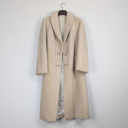 Kuratierter Vintage Onlineshop nachhaltige Secondhand Kleidung online kaufen, Online Shop Vintage, Vintage Online Shop, Second Hand Online Shop, gebraucht, zweite Hand, reused, preloved, Y2K, thriftshop, thriftstore, thrifting, thrift shop, thrift store