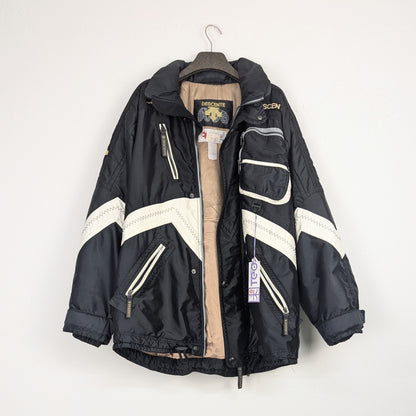 Kuratierter Vintage Onlineshop nachhaltige Secondhand Kleidung online kaufen, Online Shop Vintage, Vintage Online Shop, Second Hand Online Shop, gebraucht, zweite Hand, reused, preloved, Y2K, thriftshop, thriftstore, thrifting, thrift shop, thrift store