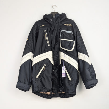 Kuratierter Vintage Onlineshop nachhaltige Secondhand Kleidung online kaufen, Online Shop Vintage, Vintage Online Shop, Second Hand Online Shop, gebraucht, zweite Hand, reused, preloved, Y2K, thriftshop, thriftstore, thrifting, thrift shop, thrift store