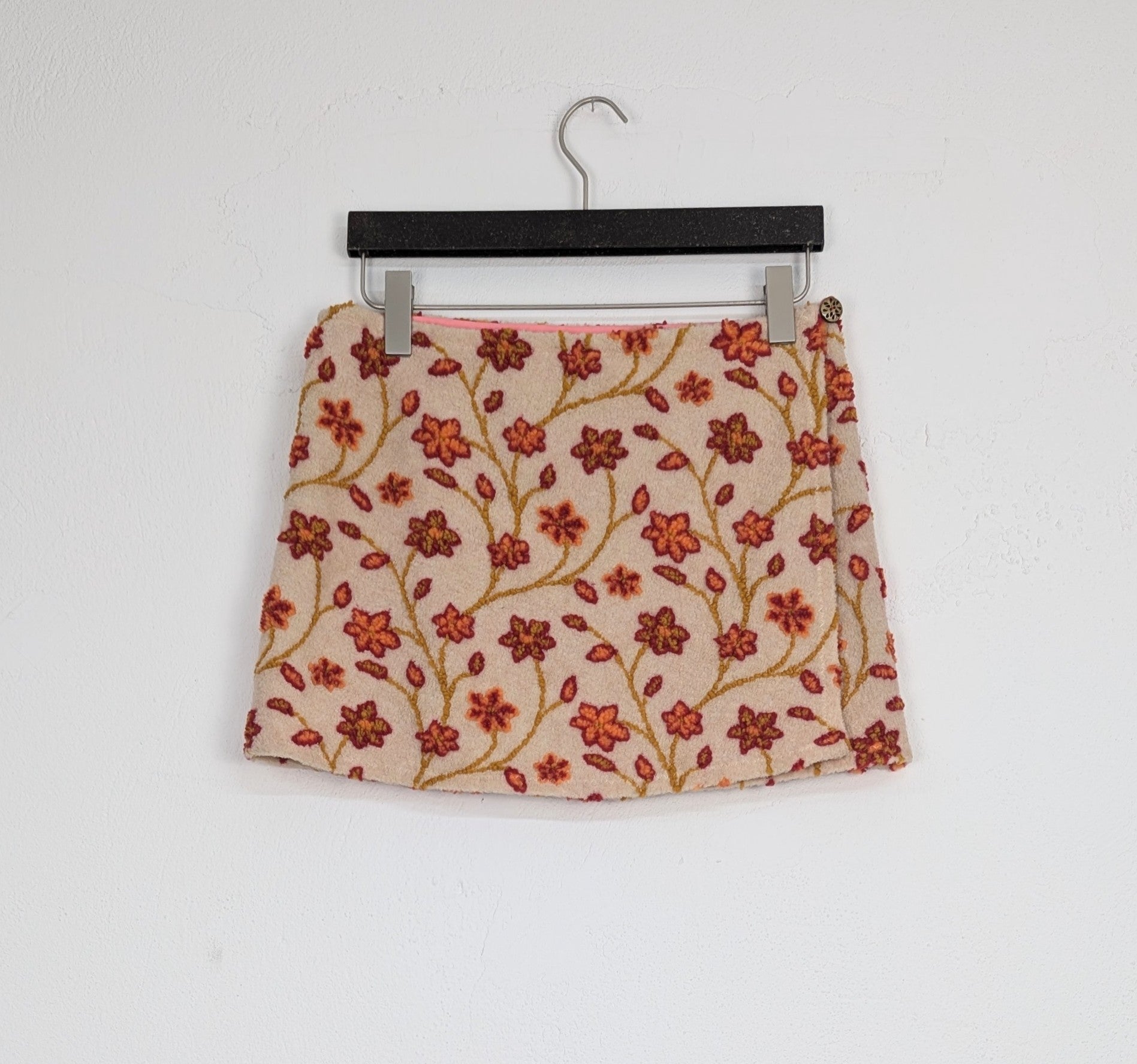 Kuratierter Vintage Onlineshop nachhaltige Secondhand Kleidung online kaufen, Online Shop Vintage, Vintage Online Shop, Second Hand Online Shop, gebraucht, zweite Hand, reused, preloved, Y2K, thriftshop, thriftstore, thrifting, thrift shop, thrift store